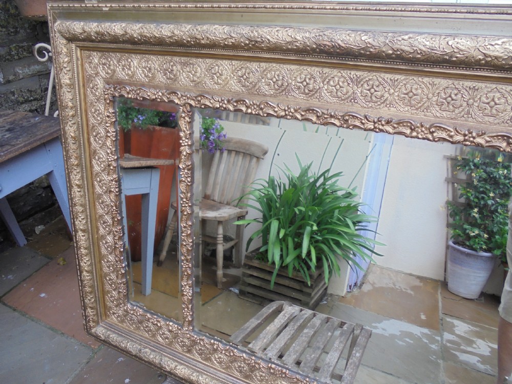 19th century triple mirror in gilt frame, oak leaves and acorns. View IV