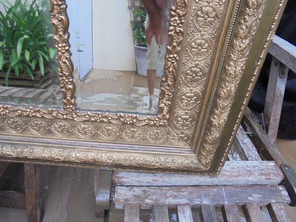 19th century triple mirror in gilt frame, oak leaves and acorns. View V