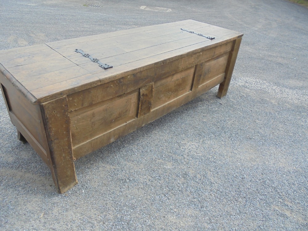 French late 18th century cedar wood coffer storage chest View VII