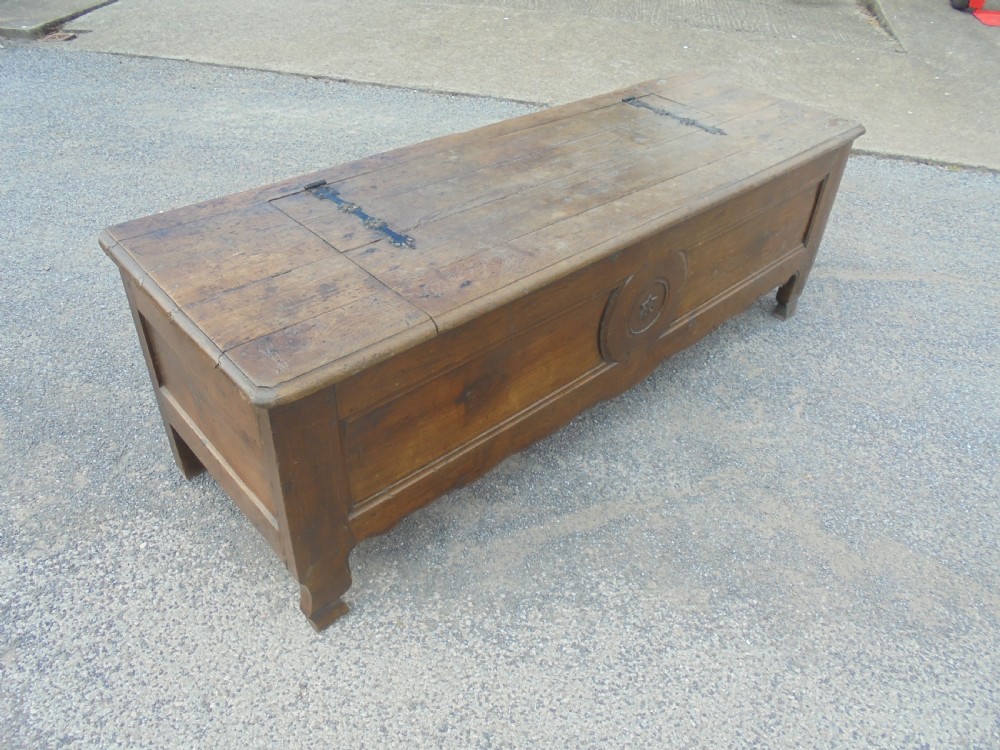 French late 18th century cedar wood coffer storage chest View IX