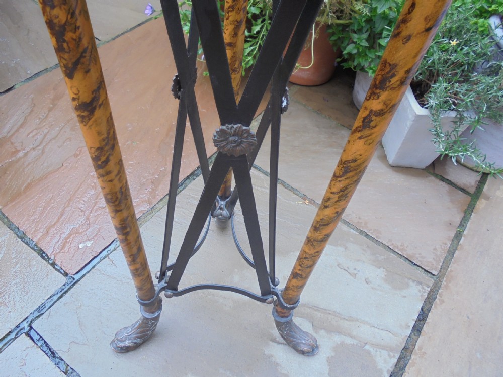 Decorated bronze jardiniere stand View III