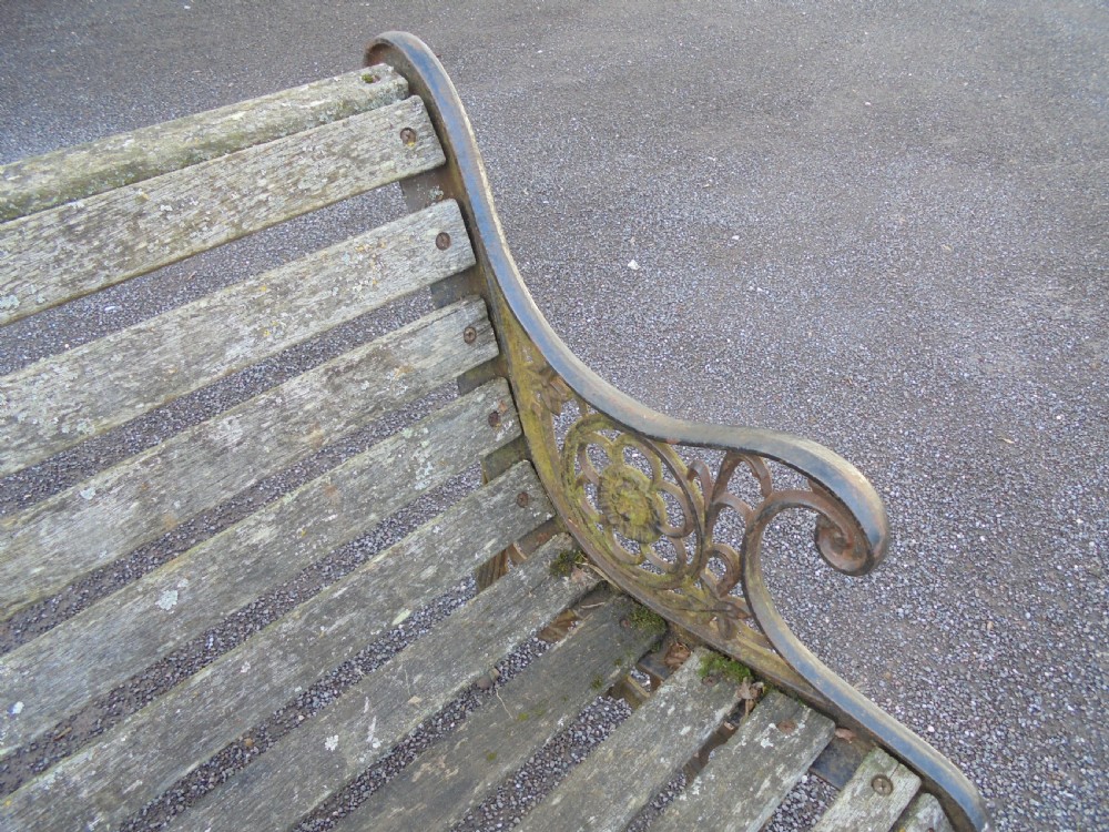 19th century Classic garden bench with cast iron ends View III