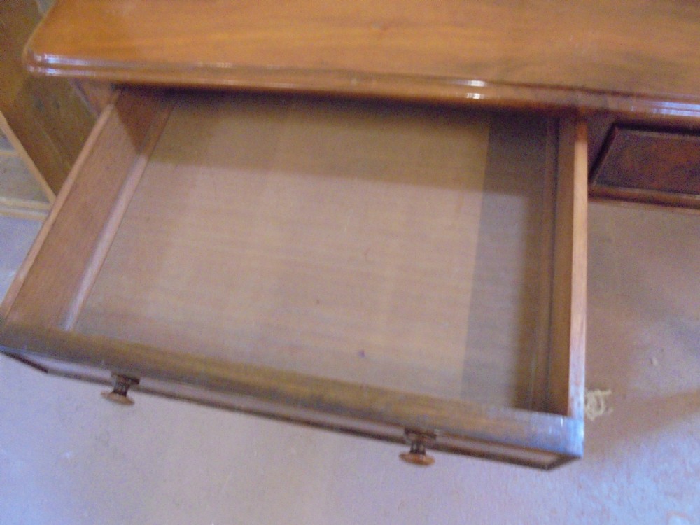 Victorian  walnut side table, writing table, dressing table View V