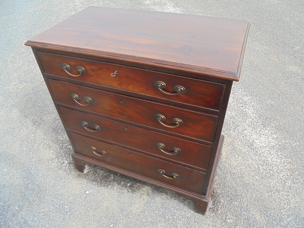 18th century mahogany chest of drawers.  View II
