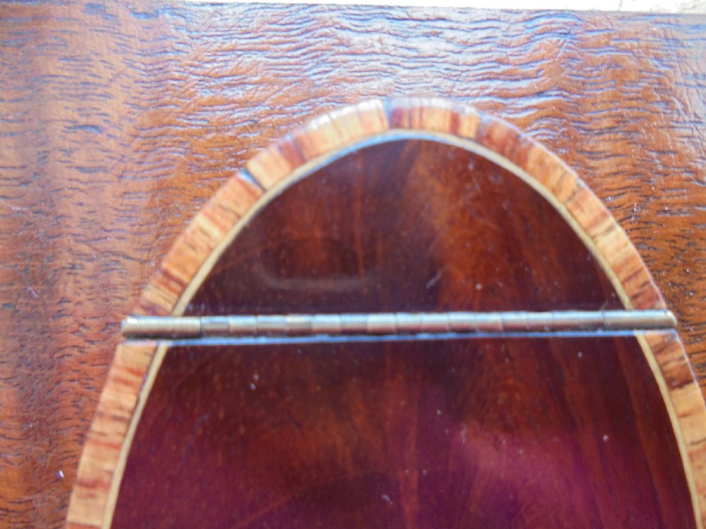 18th century mahogany boxwood banded tea caddy View V