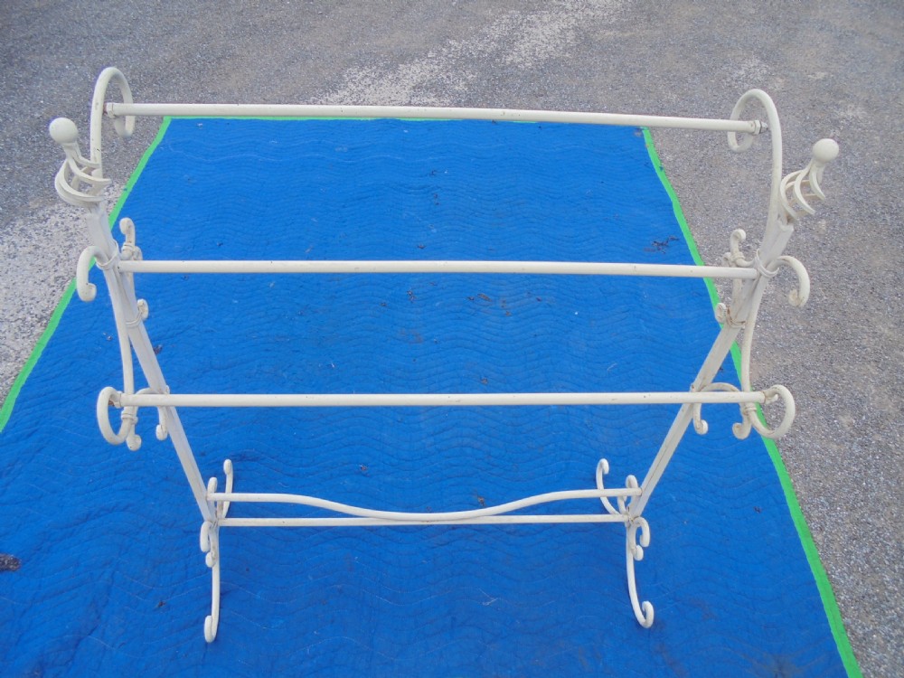 Painted iron towel rail or clothes stand View IV
