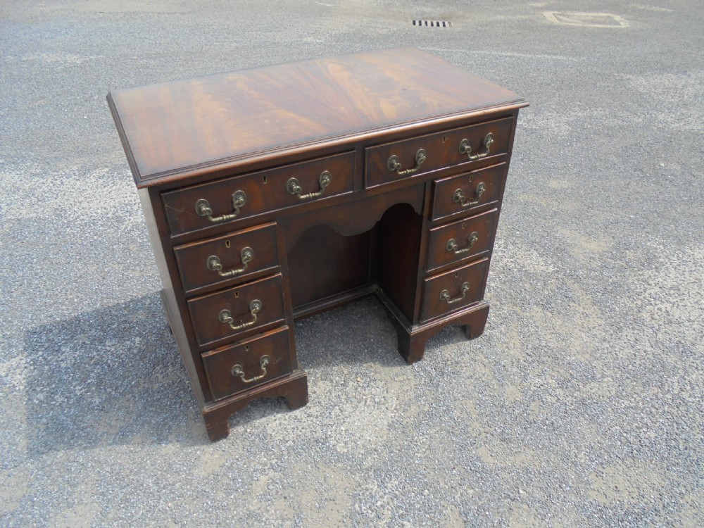 Mahogany Queen Anne style nine drawer kneehole desk View II