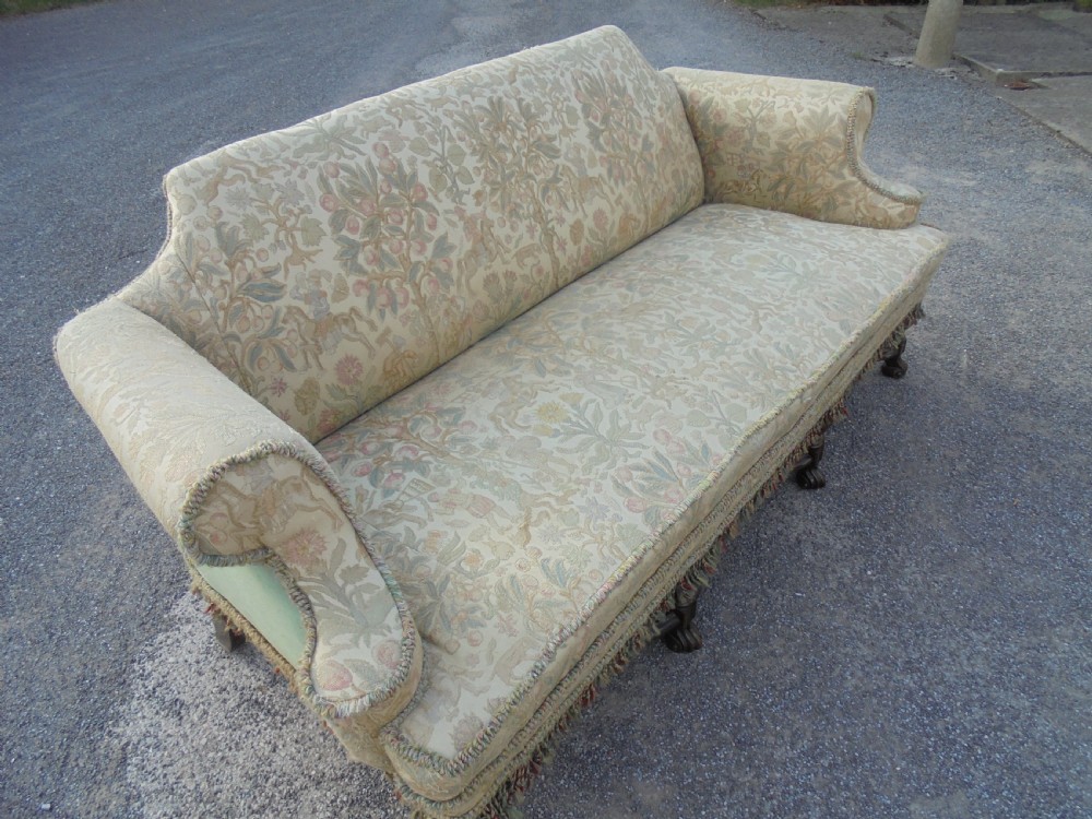 William & Mary style settee, sofa. Three seater View II