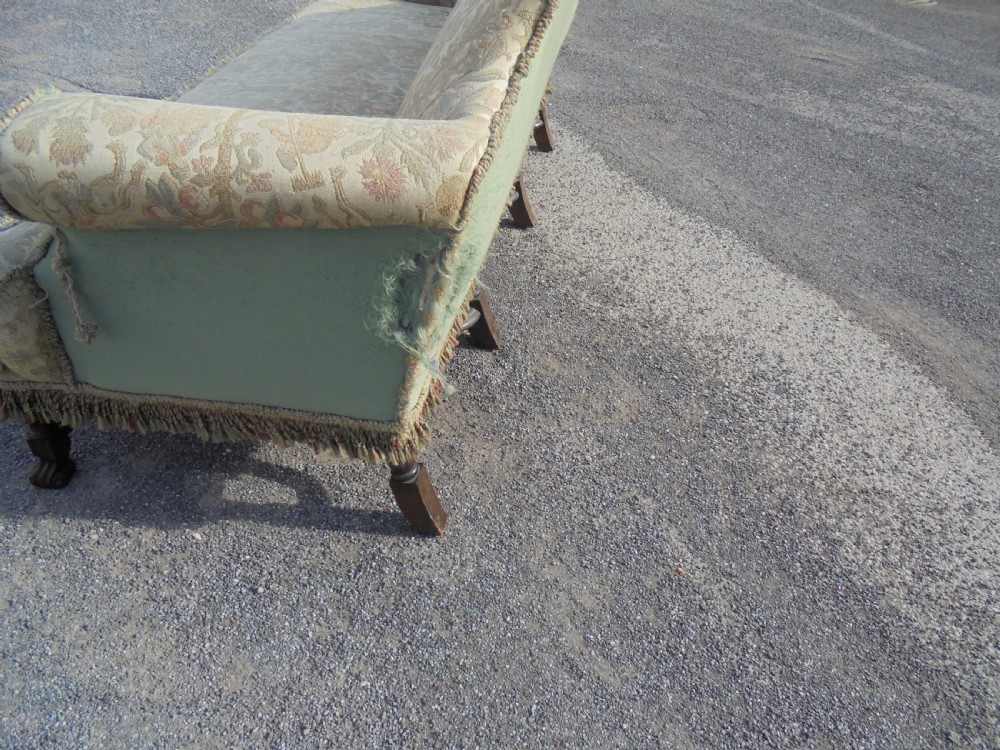 William & Mary style settee, sofa. Three seater View VIII