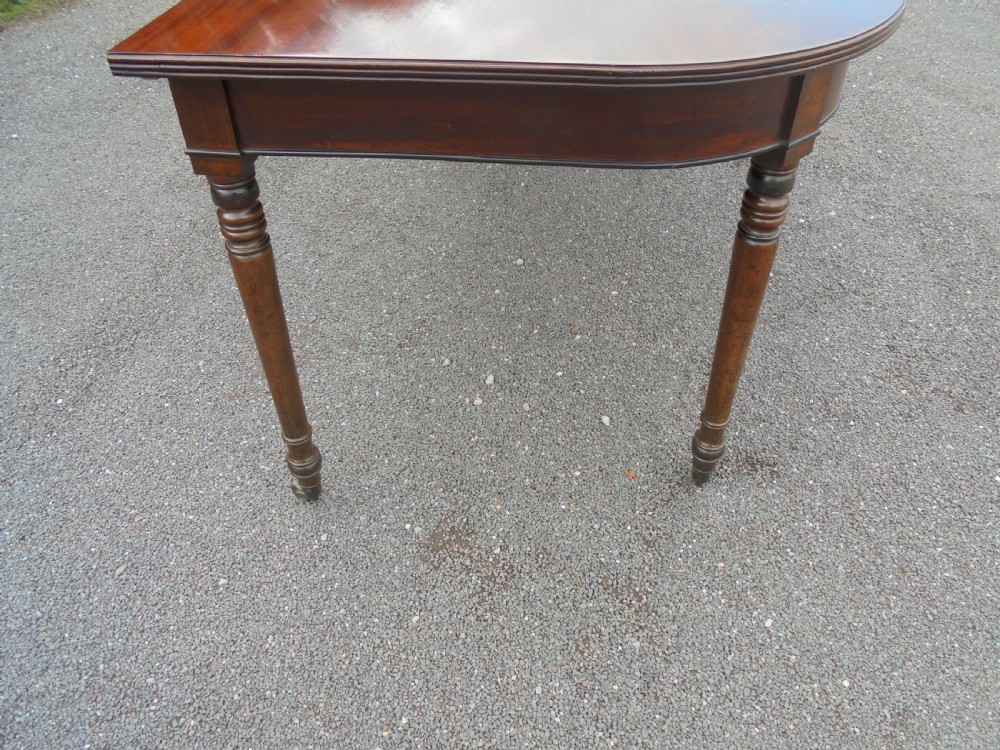 Late 18th century D end dining table. Seats ten. View V