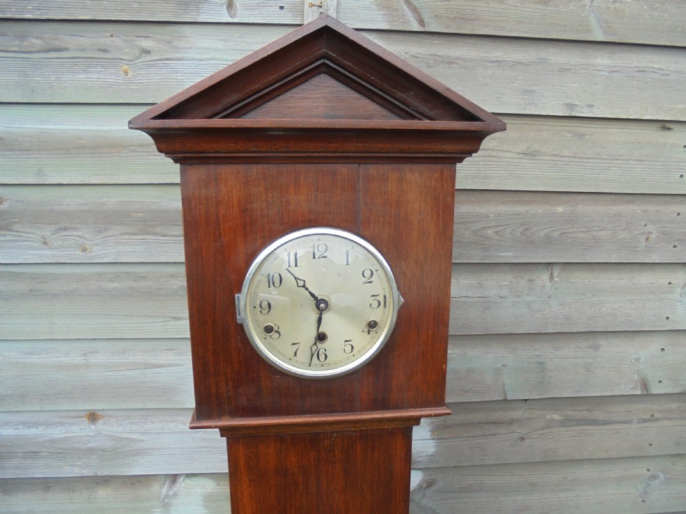 Eight day Grandmother clock View IV