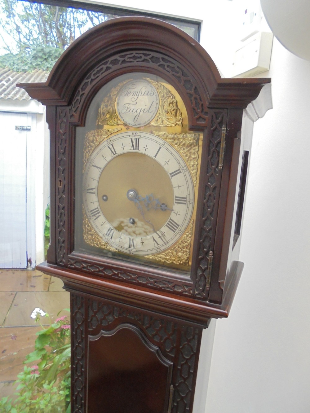 Grandmother clock, mahogany, Chippendale style View V