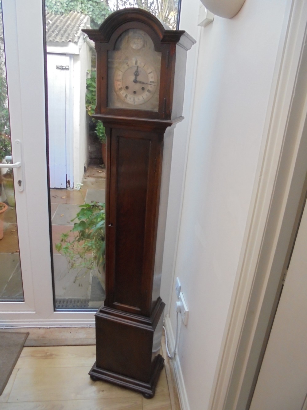 Oak Grandmother clock with silvered dial View VI