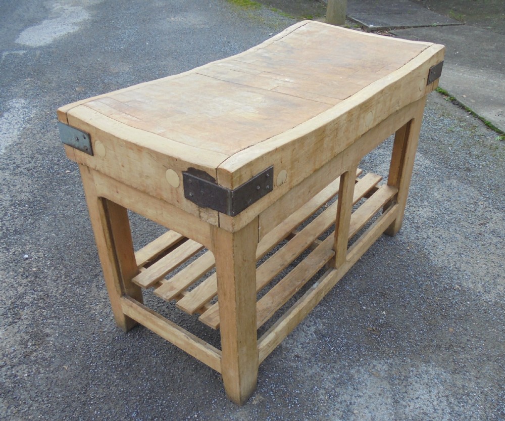 Solid pine kitchen chopping block on stand View IV