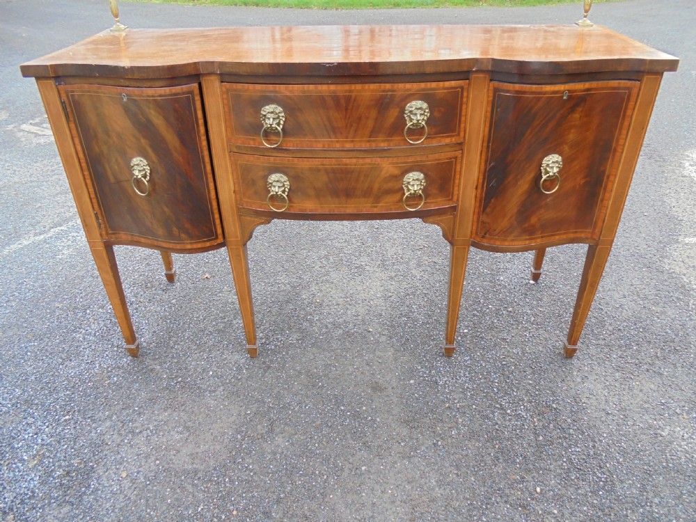 Sheraton style sideboard View IV