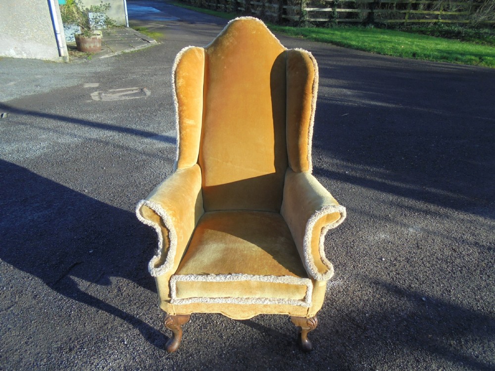 Ladies high back winged armchair View II