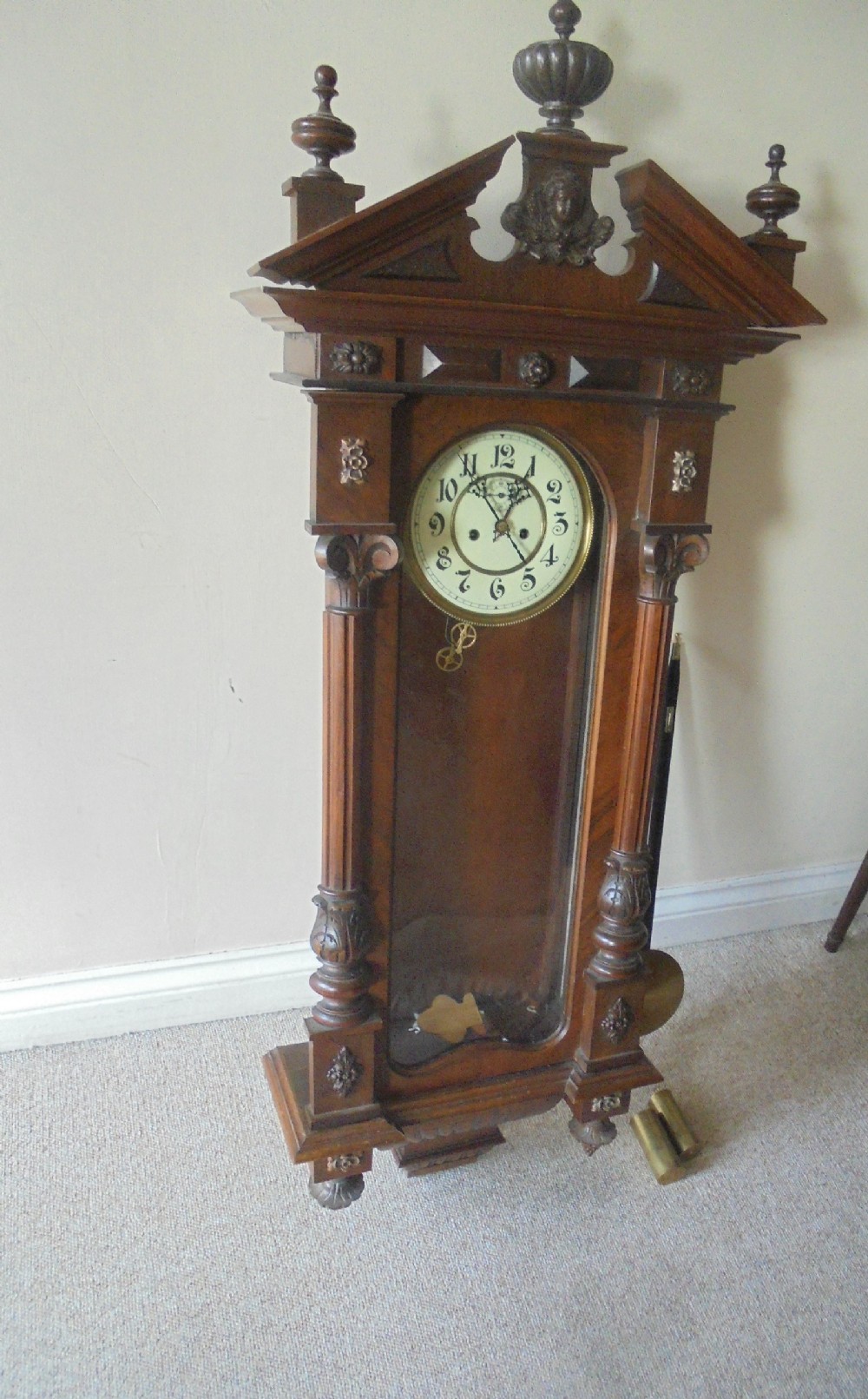 19th century walnut Vienna regulator wall clock