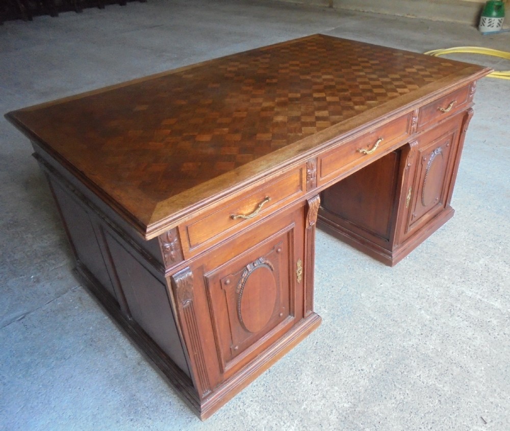 French walnut partners desk View XI