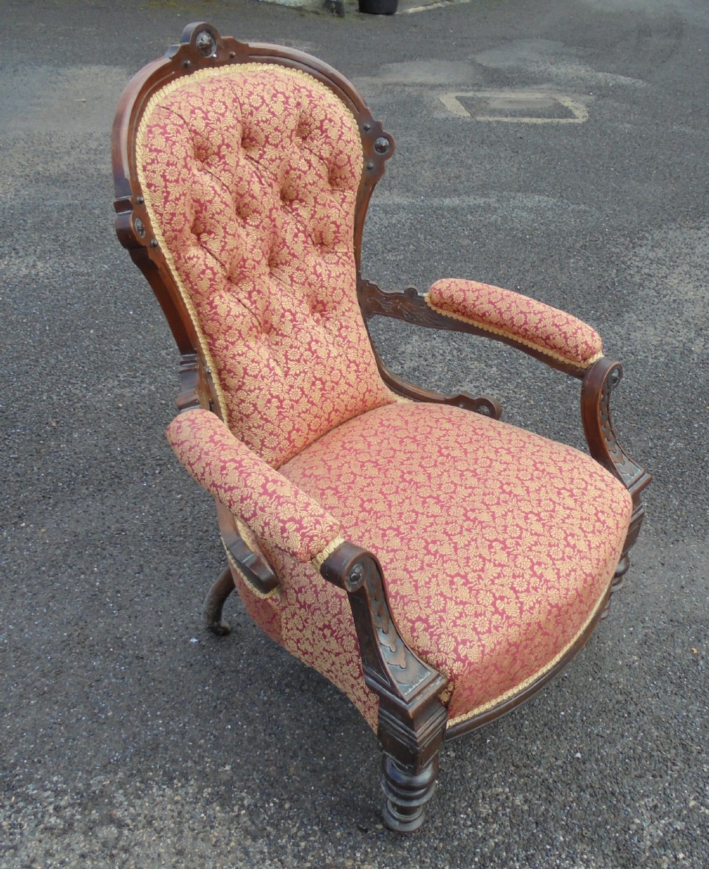 Victorian Gents open arm button back chair View V