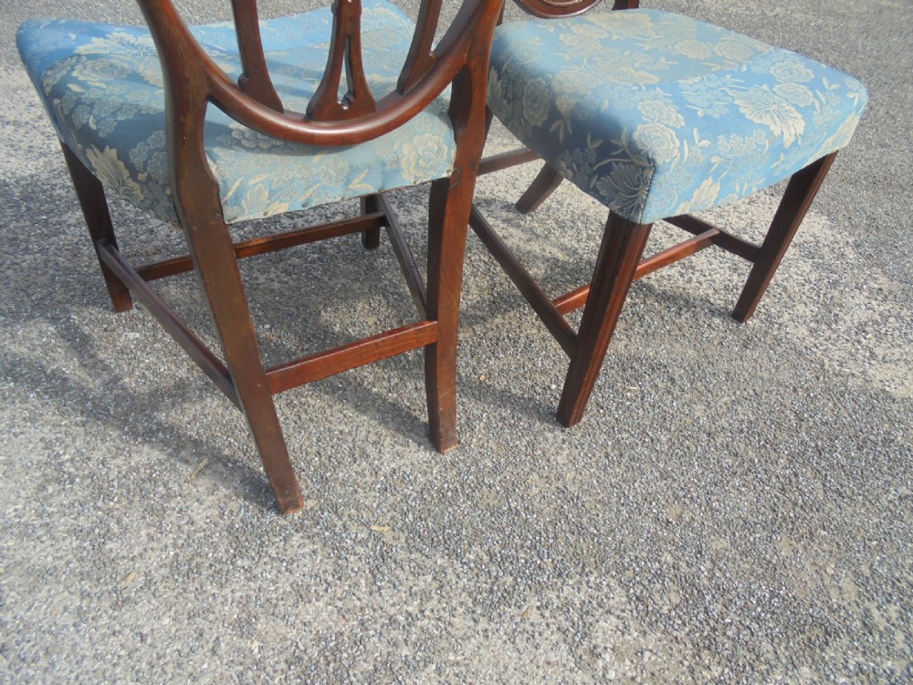 Pair of 18th century chairs View VI