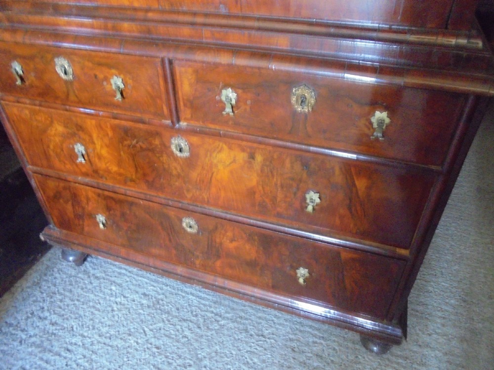 William &Mary 18th century walnut fall front escritoire View VII
