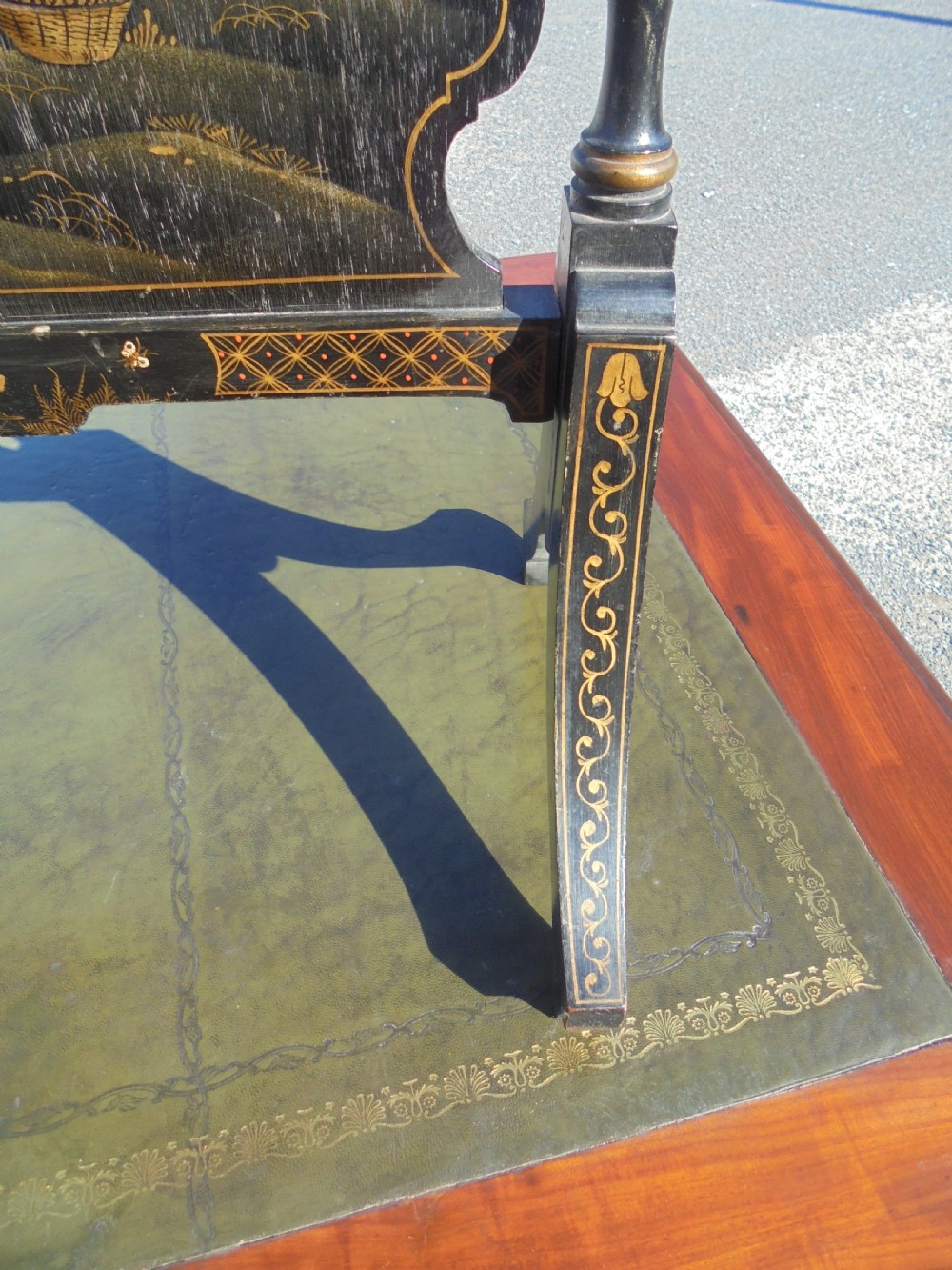 Chinoiserie  lacquered screen  View II