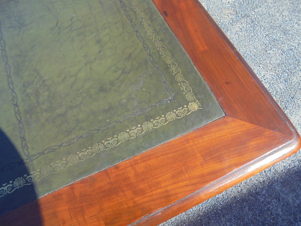 Large mahogany kneehole desk View IV