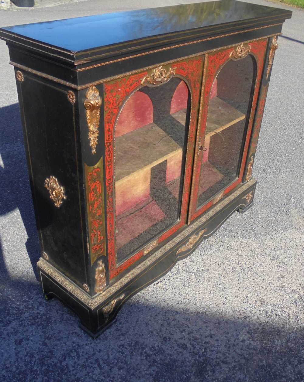19th century French boulle cabinet View III