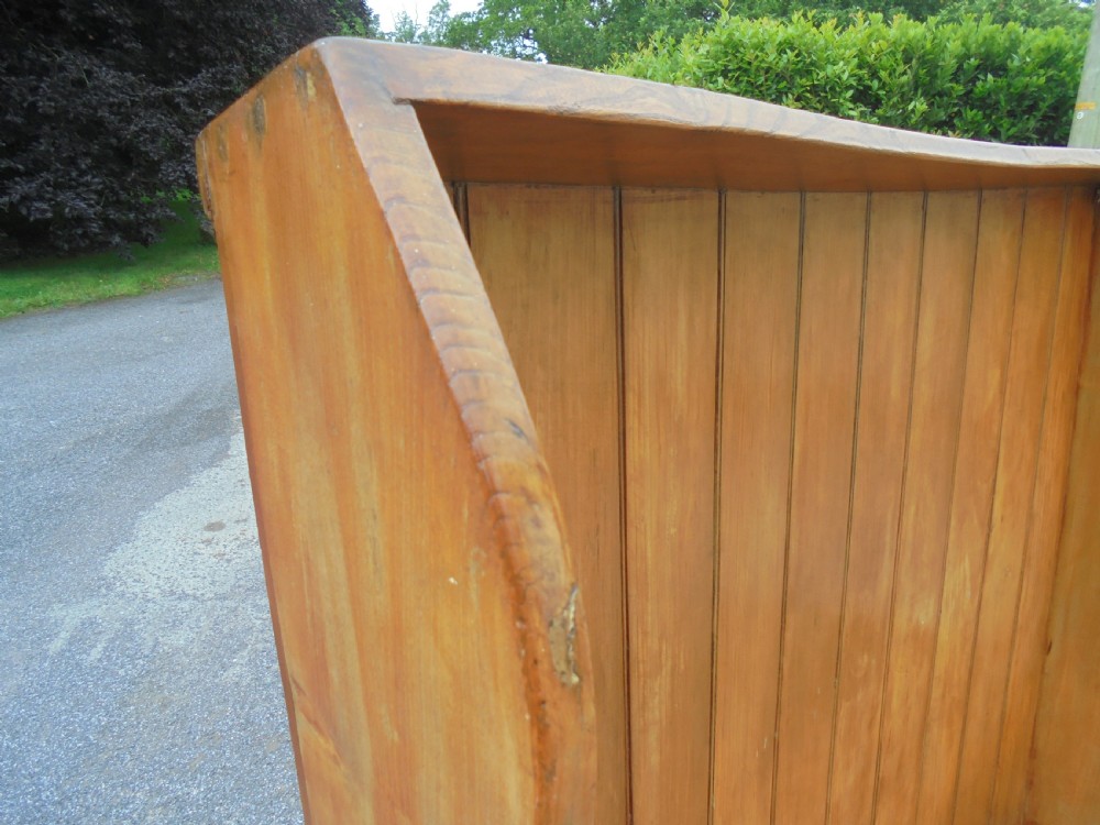 19th century pine,  bowed back country settle View II