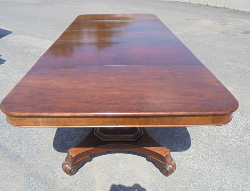 Early Victorian extending mahogany dining table seats twelve View IX