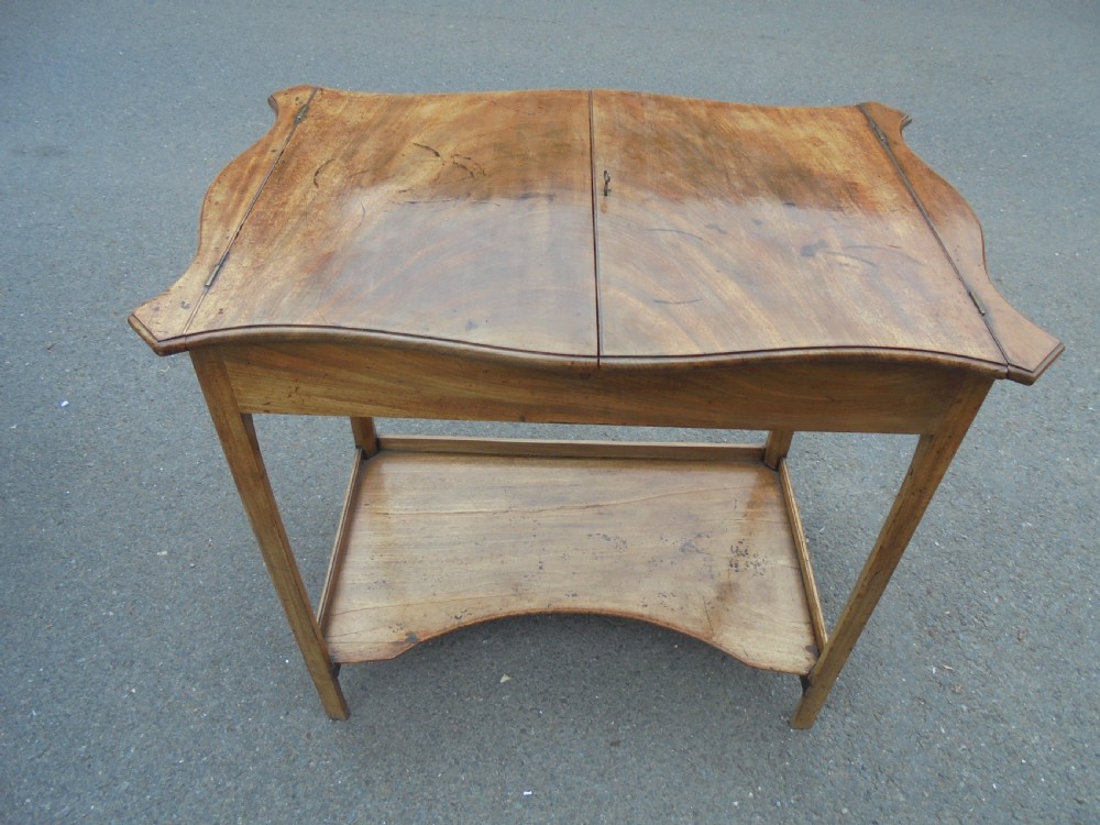 Faded mahogany Regency Ladies dressing table View VIII