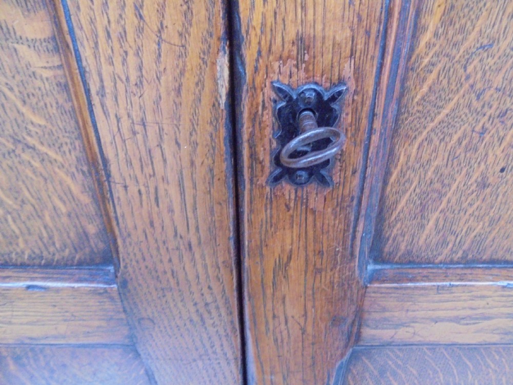 Panelled oak linen press storage View II