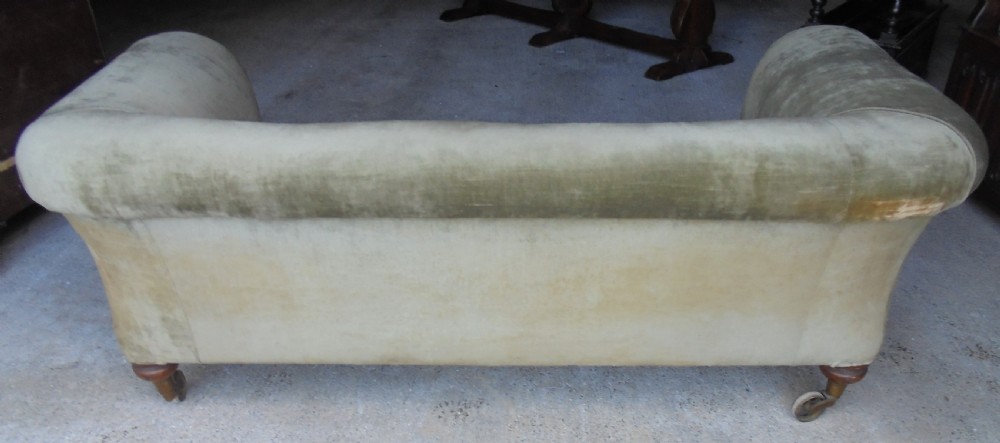 Large Country house Chesterfield settee sofa   View V