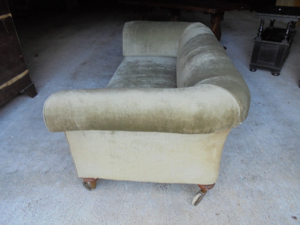 Large Country house Chesterfield settee sofa   View VI