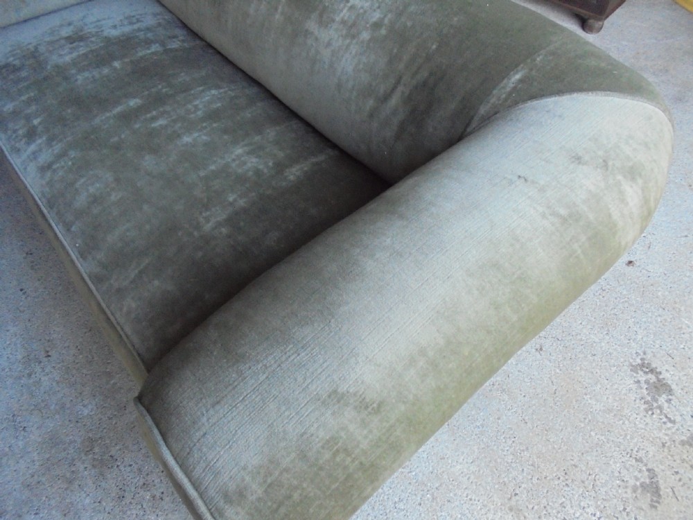 Large Country house Chesterfield settee sofa   View VIII