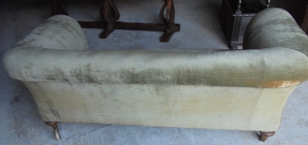Large Country house Chesterfield settee sofa   View X