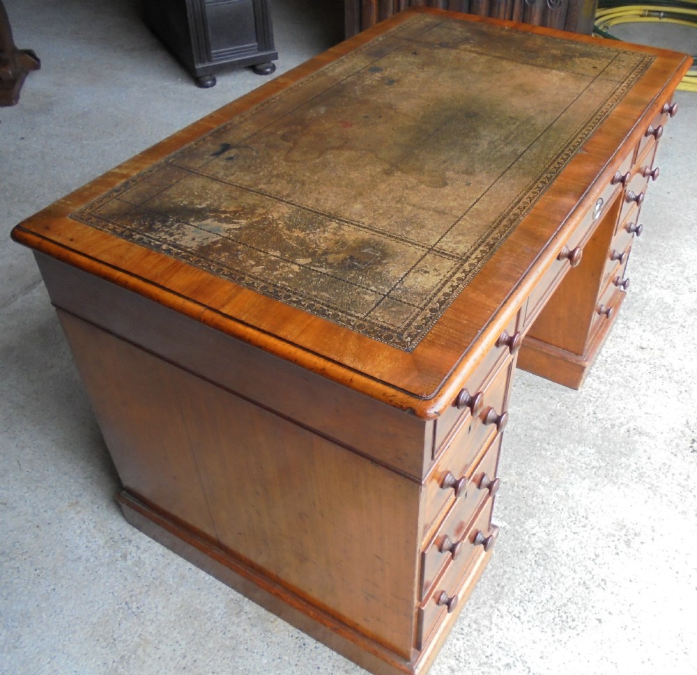 Mahogany knee hole desk View VIII