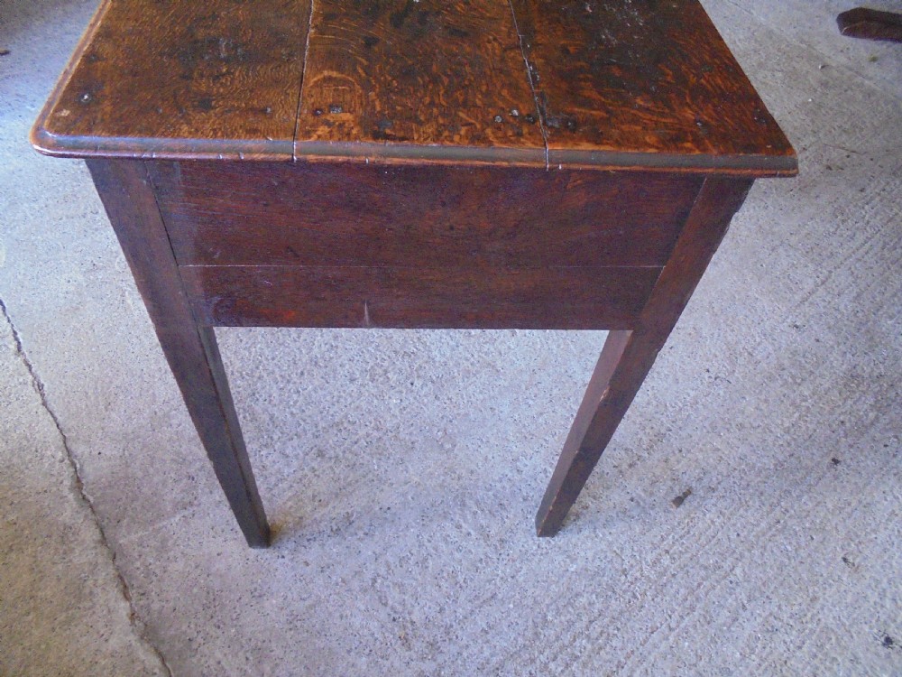 Late 18th century oak and elm low boy  lamp table View VII