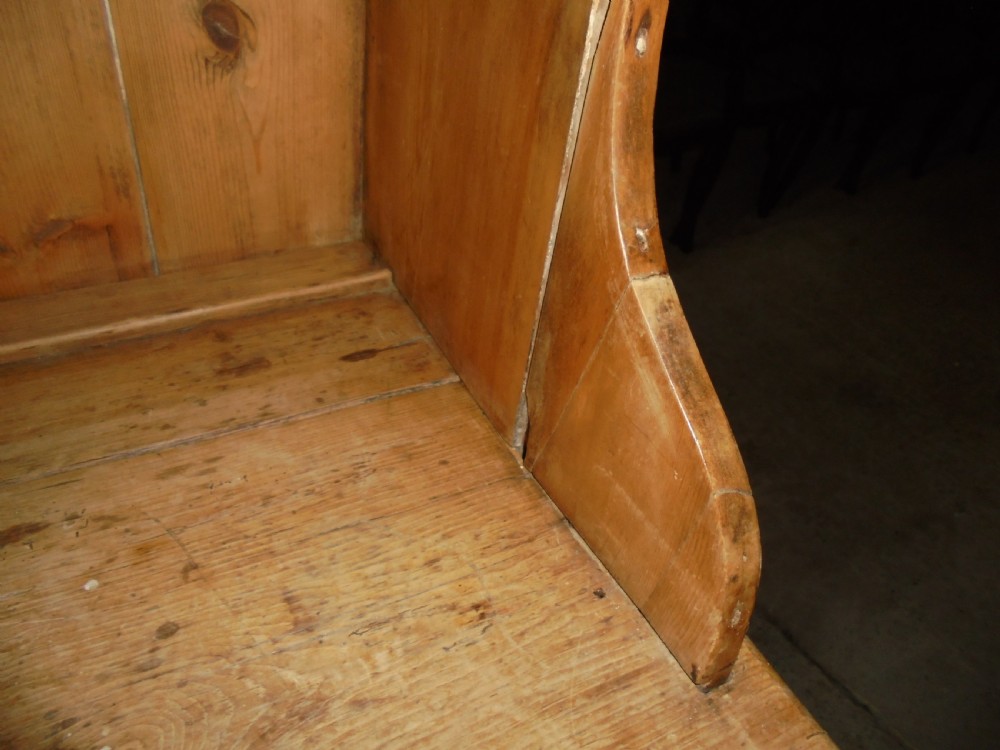 Late 19th century pine kitchen dresser View IV