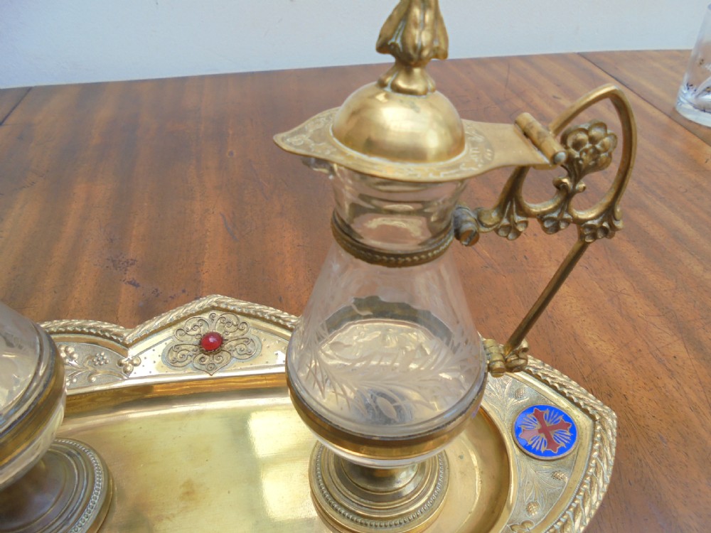 Two small decorative carafs  on ornamental base View V