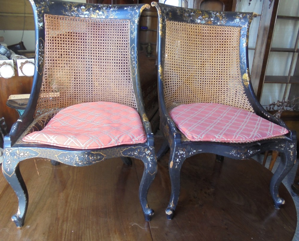 Pair Chisoinerie 18th century chairs