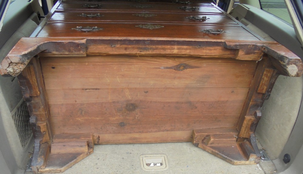 George 111 mahogany  chest of drawers View III