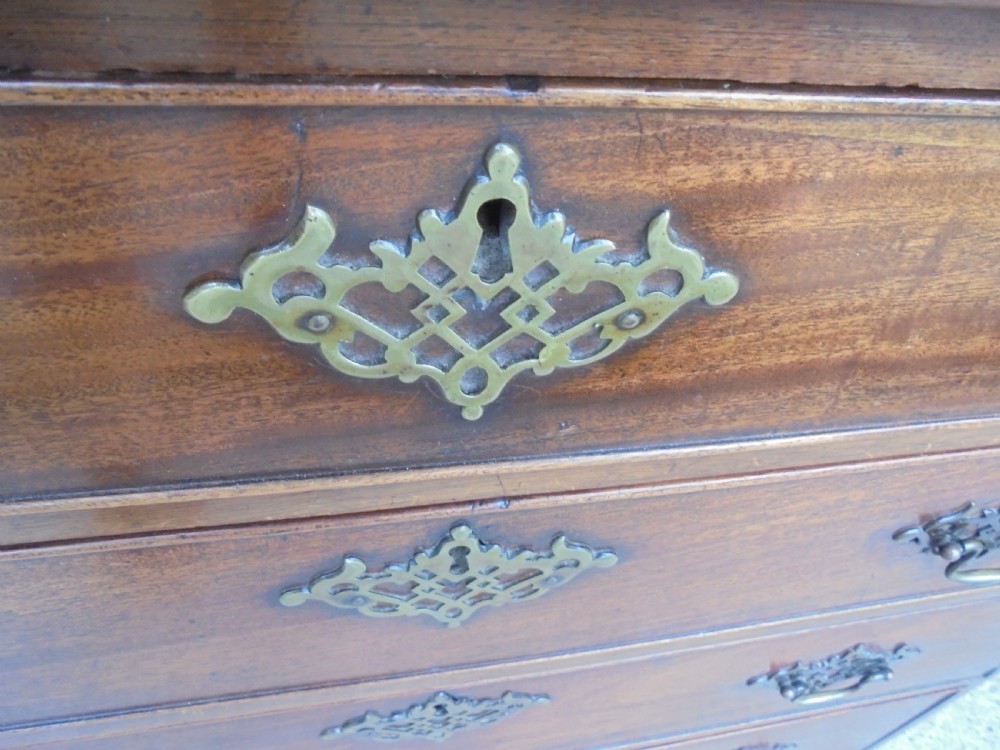 George 111 mahogany  chest of drawers View IX