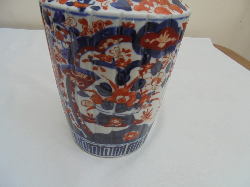 Large 19th century Imari vase View II
