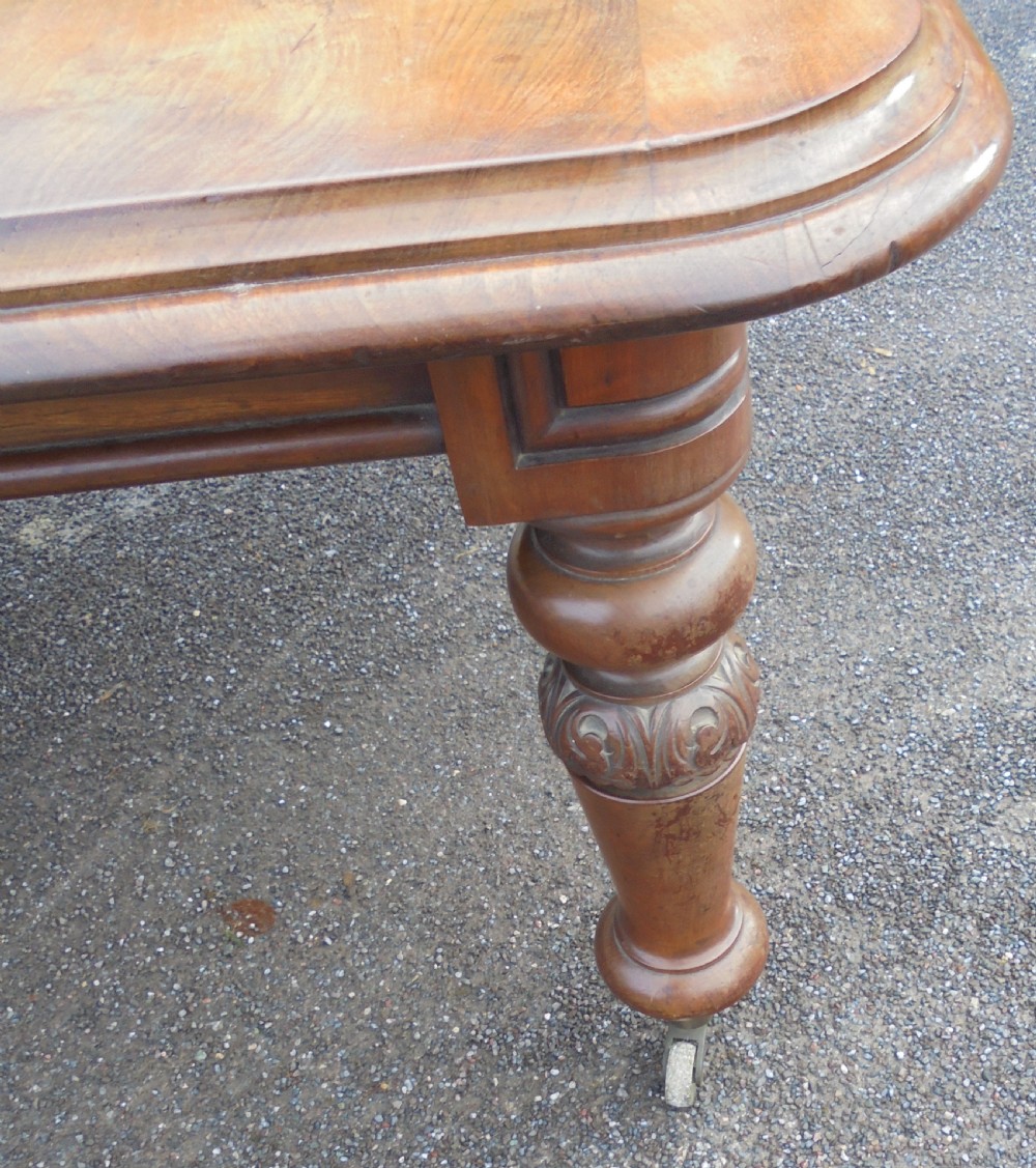 Victorian  extending mahogany dining table seats fourteen View XI