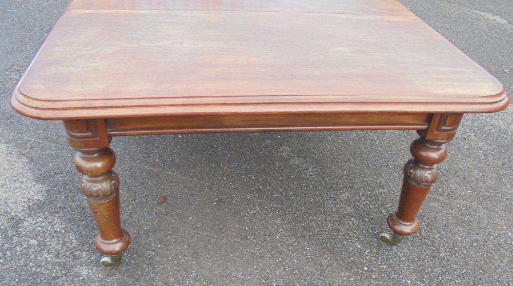 Victorian  extending mahogany dining table seats fourteen View XIII