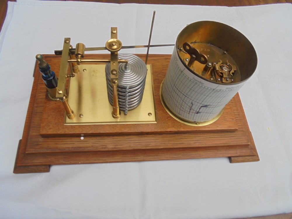 Oak cased Barograph in working order View V