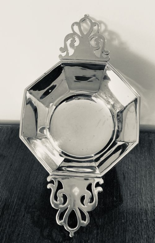 Antique Sterling Silver Quaich