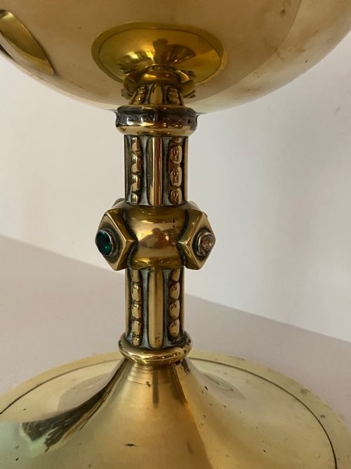 BRASS CHALICE IN THE MEDIEVAL REVIVAL STYLE CIRCA 19TH CENTURY - ADDITIONAL PHOTO 5