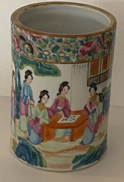 Chinese Canton  Famille Rose Brush Pot
